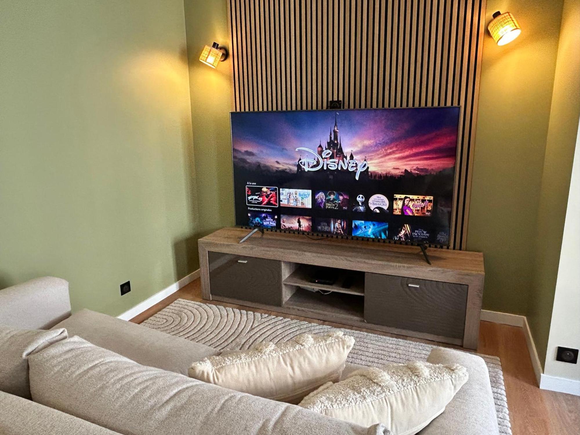 Sweet And Comfy In Hyper City Center With Netflix, Prime And Disney Plus Included Noisy-le-Grand Esterno foto