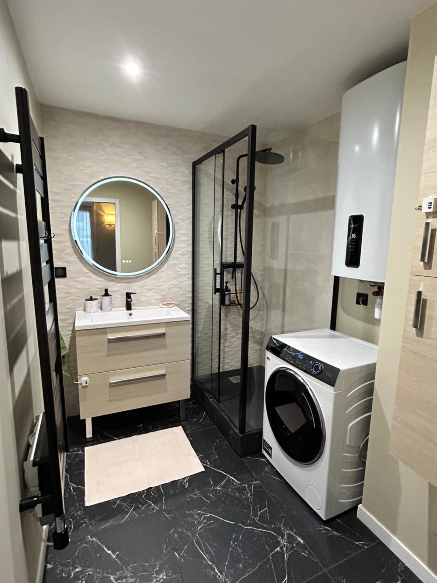 Sweet And Comfy In Hyper City Center With Netflix, Prime And Disney Plus Included Noisy-le-Grand Esterno foto